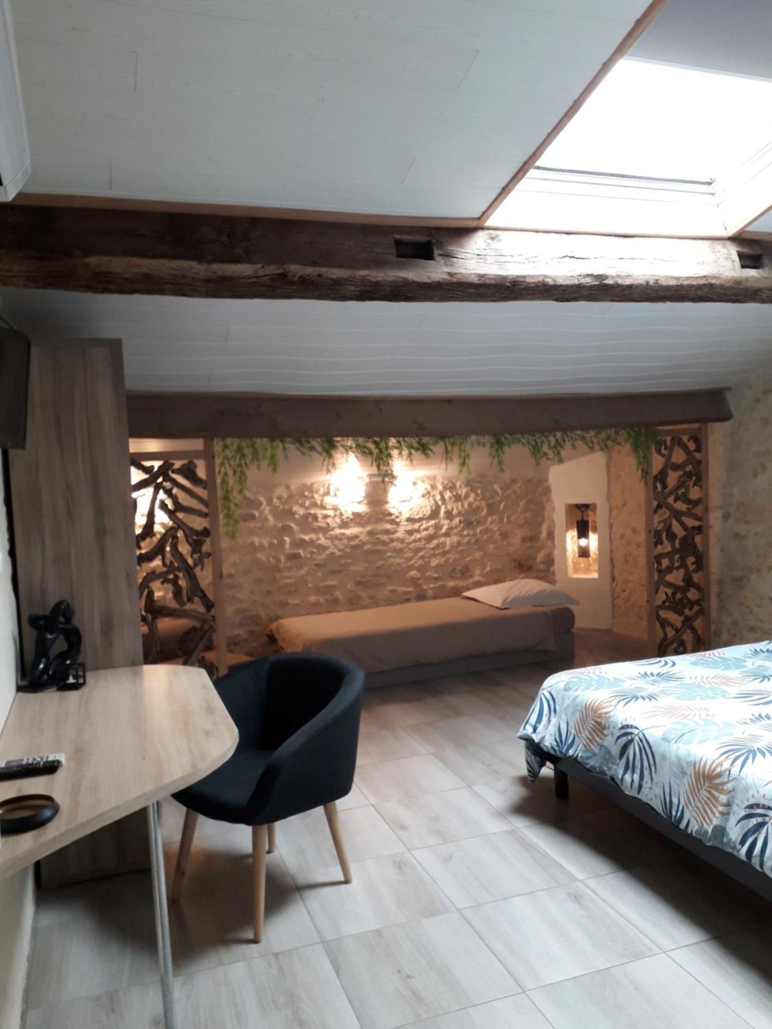 Hotel O Calme Brizambourg Esterno foto